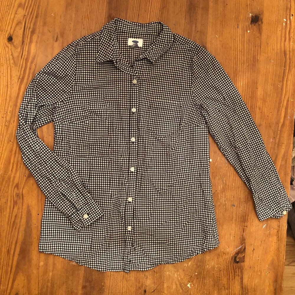 old navy women’s button down black gingham